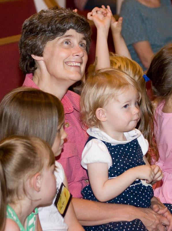 544683_378951785461198_996986824_n