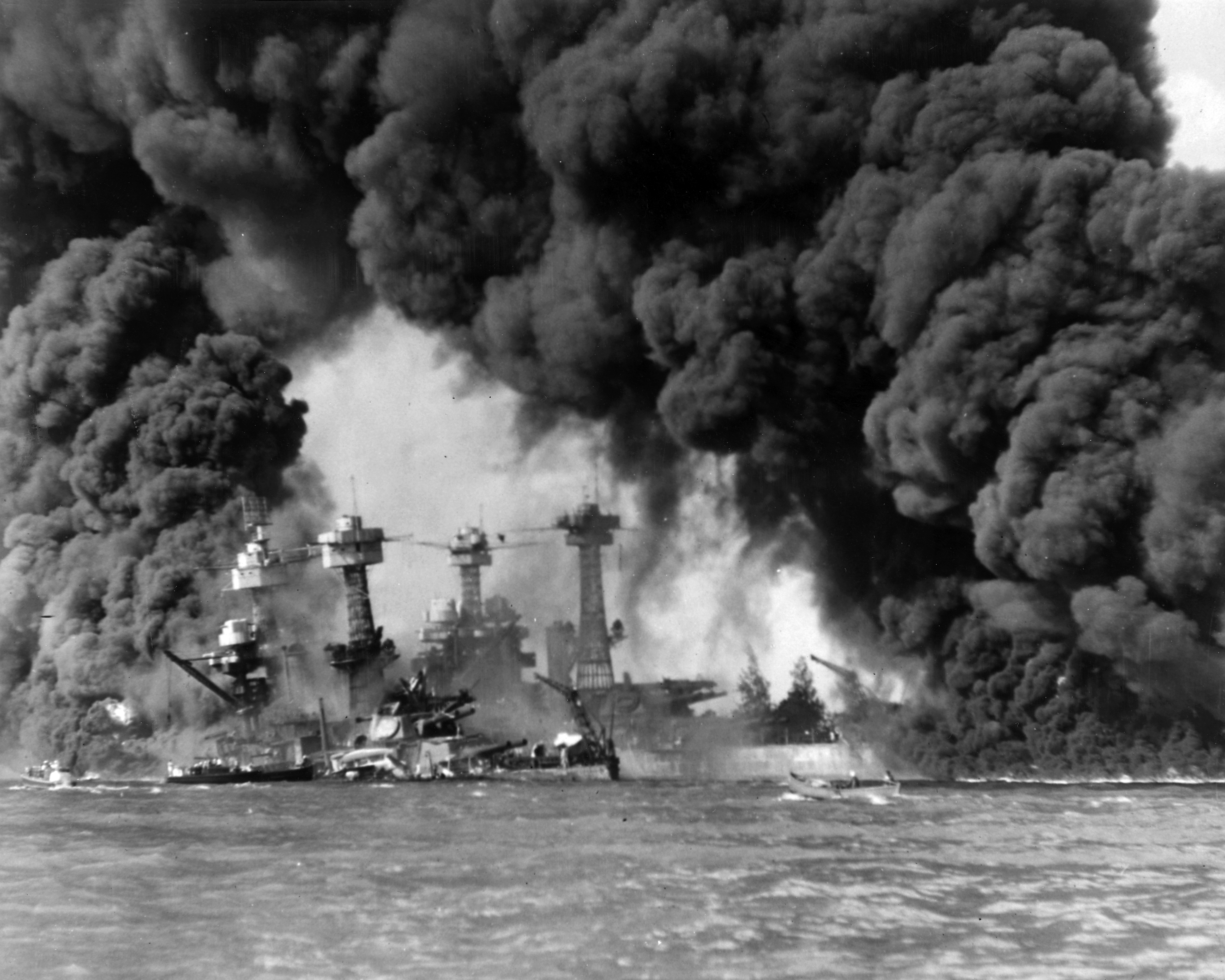 burning_ships_at_pearl_harbor
