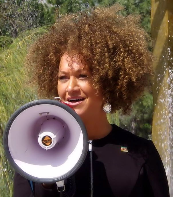 rachel_dolezal_speaking_at_spokane_rally_may_2015